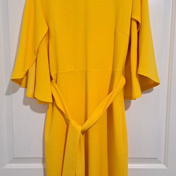 Women's Yellow Dress with Flowy Sleeves and Belt - Picture 2 of 2